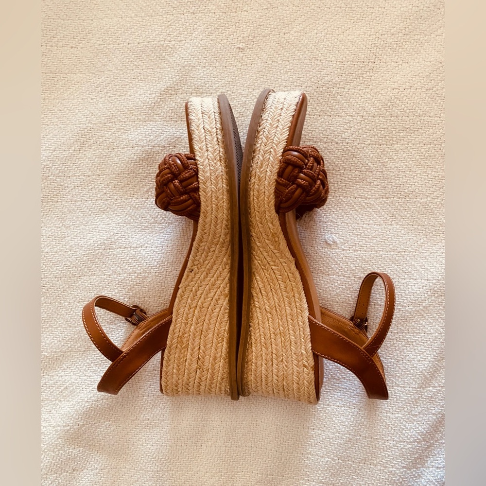 🤎 Braided Wedge Sandals in Brown - Picture 5 of 7
